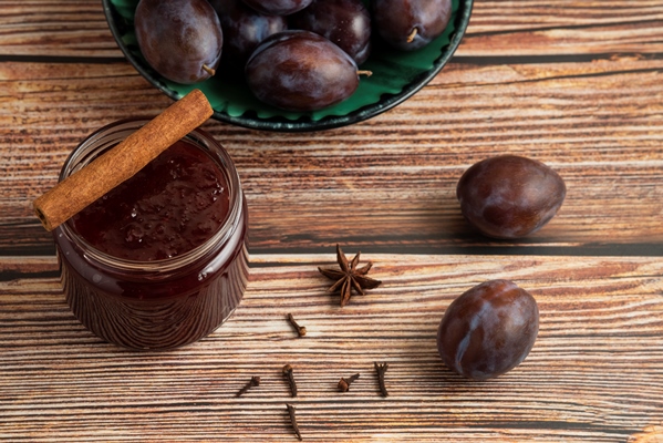 plum confiture with fruits on the table - Маседуан из слив