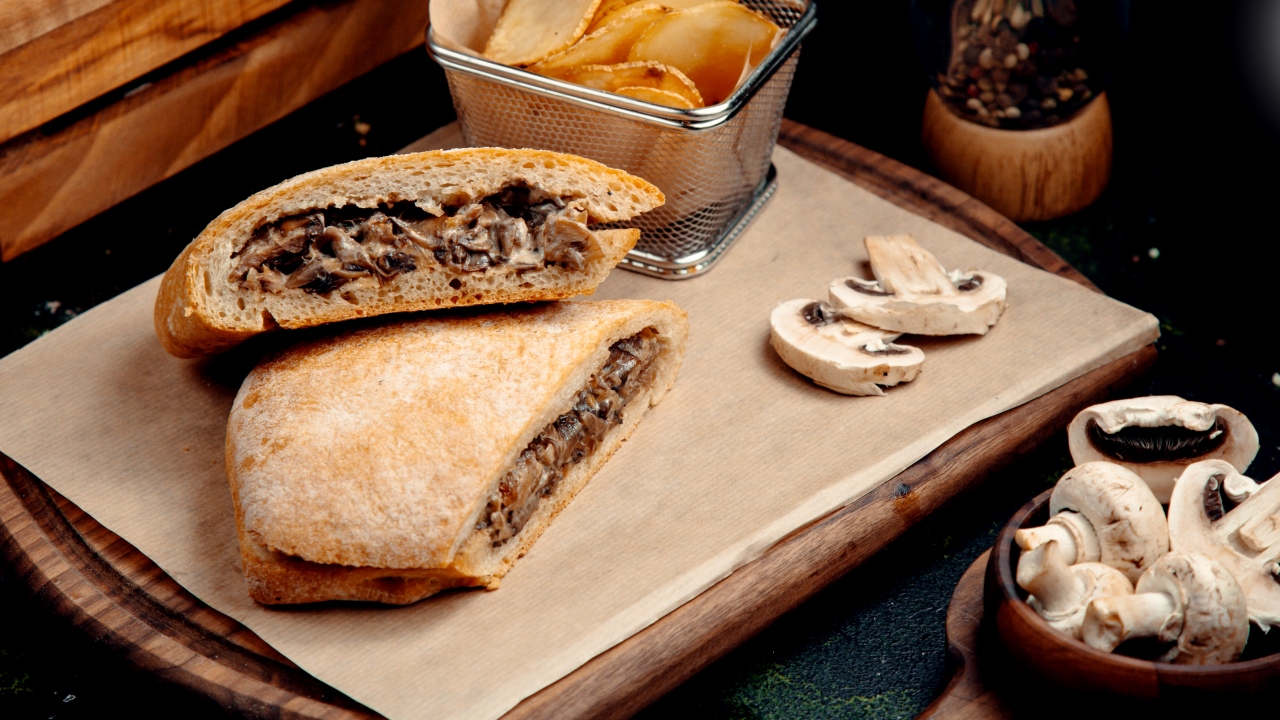 Начинка для пирога со свежими грибами shawarma bread with chips mushrooms - Начинка для пирога со свежими грибами