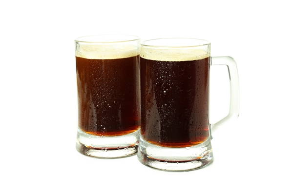 concept of fresh drink kvass isolated on white background - Летний квас с бадьяном и мятным сиропом