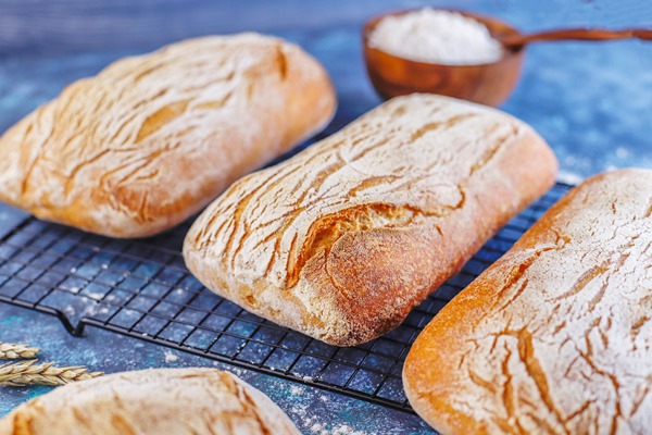 Чиабатта fresh baked italian ciabatta bread - Чиабатта