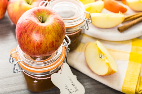 Джем в мультиварке homemade apple butter prepared from organic apples 1 - Джем в мультиварке
