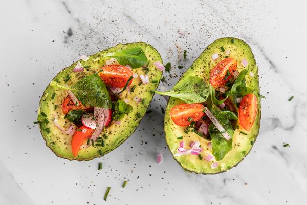 Салат "Лодочки" из авокадо flat lay delicious healthy salad in avocado composition 1 - Салат "Лодочки" из авокадо