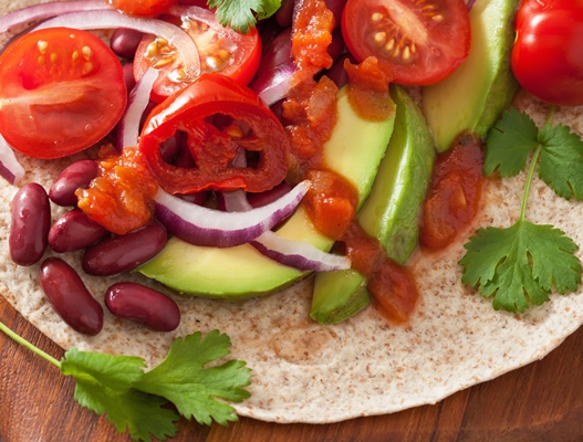 Постные тако с фасолью и овощами vegan taco with vegetable kidey beans and salsa - Постные тако с фасолью и овощами