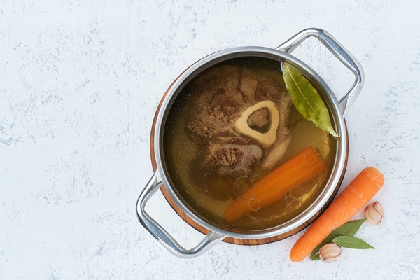 paleo bone broth diet beef meat soup low carb food keto recipe - Бульон с саго