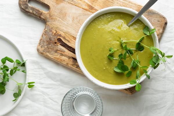 assortment of a healthy meal on the table - Суп-пюре из стручковой фасоли с молоком