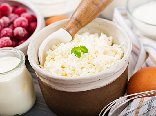 ingredients for the preparation of cottage cheese casserole with cherries tasty breakfast - Творожная запеканка "Воздушная"