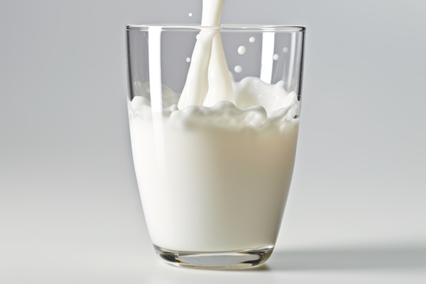 simplistic milk on white background ai generated - Суп-пюре из моркови на молоке