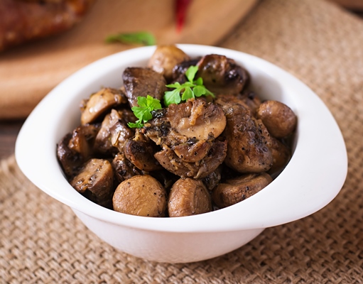 baked mushrooms with provencal herbs - Шампиньоны закусочные