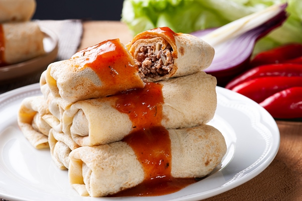 Блинчики с печенью pancakes with meat in tomato sauce and cheese 1 - Блинчики с печенью