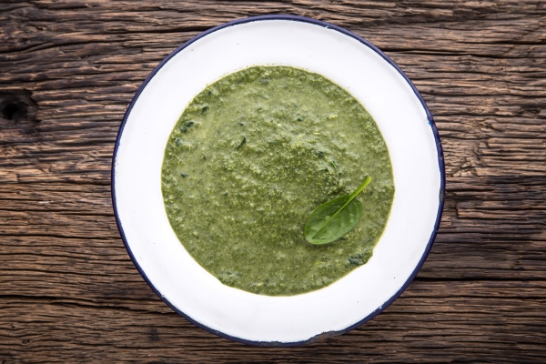 Суп из зелени по-монастырски spinach soup portion spinach soup with egg and cheese parmesan in retro style - Суп из зелени по-монастырски