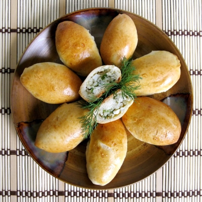 Пирожки с рисом и снытью