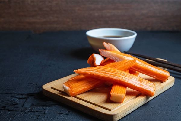 crab sticks and japanese sauce - Салат "Тюльпаны"