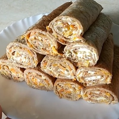 Печёночные блинчики с морковью и луком
