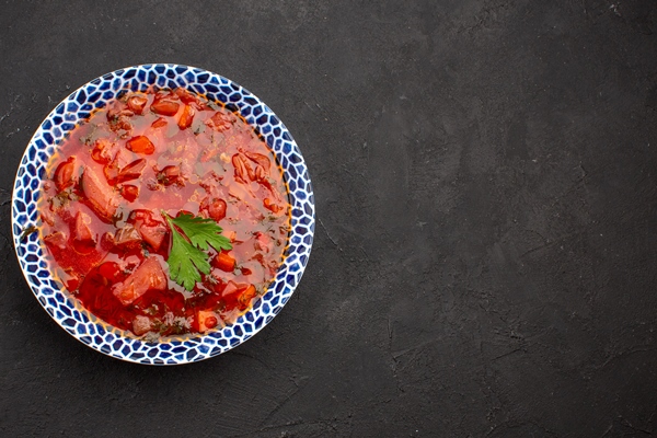 Постный простой суп top view delicious borsch ukranian beet soup on the dark space - Постный простой суп