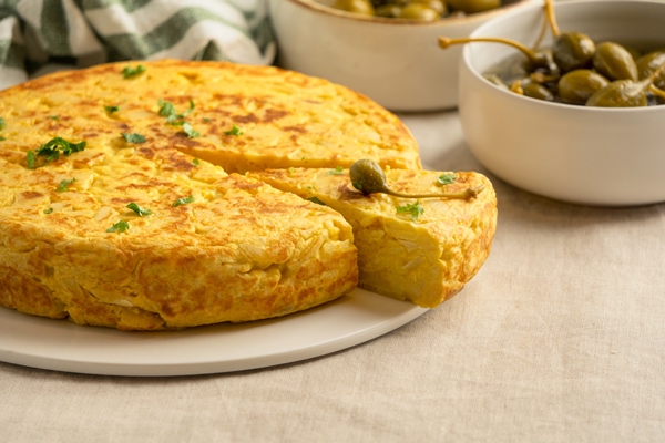 Картофельная запеканка в мультиварке still life of potato spanish tortilla 1 - Картофельная запеканка в мультиварке
