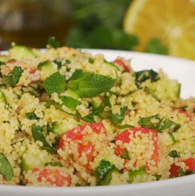 Салат из кускуса, овощей и зелени Салат из кускуса, овощей и зелени