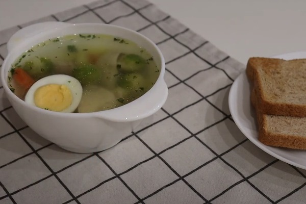 2024 05 22 007 - Куриный бульон с брюссельской капустой