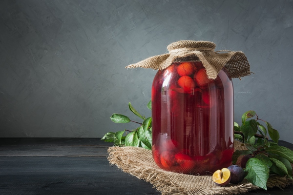 Сливовый компот без стерилизации canned plum compote large jar wooden board rustic style - Сливовый компот без стерилизации