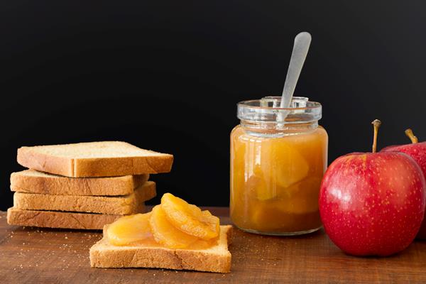 sandwich with fruits - Яблочное варенье