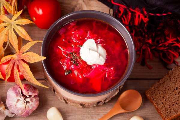 borsch beetroot soup bowl table - Борщ ставропольский
