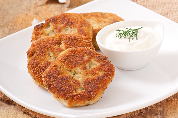 Котлеты из капусты с яблоком cutlets cauliflower with fennel garlic cheese sauce - Котлеты из капусты с яблоком