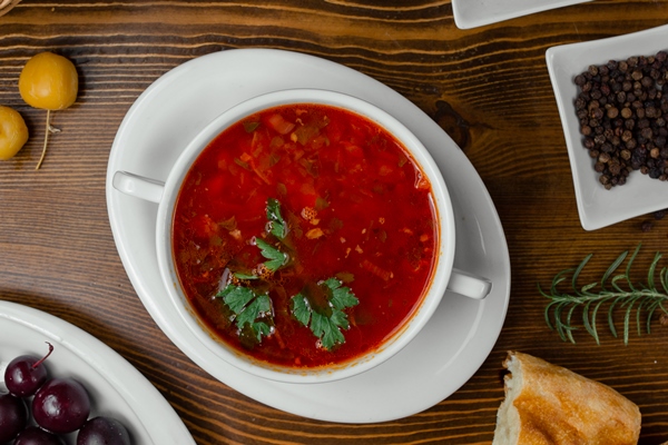 traditional russian bortsh top view - Борщ постный простой