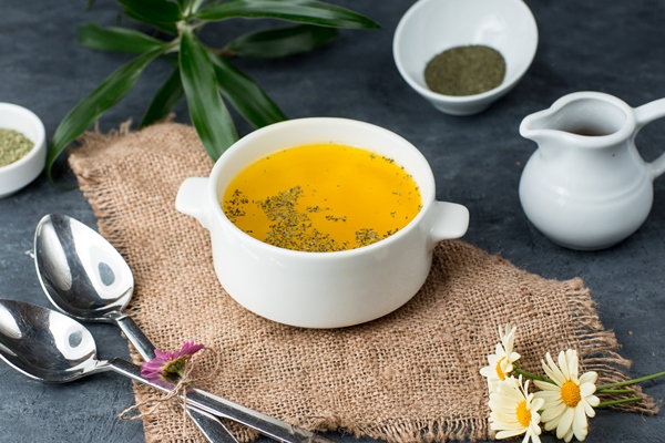 Как легко и просто сварить любой бульон: советы для холостяков chicken soup table - Как легко и просто сварить любой бульон: советы для холостяков