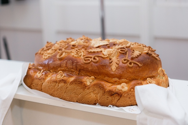 Свадебный каравай сладкий wedding bread restaurant table - Свадебный каравай сладкий