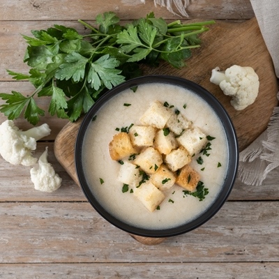 Молочный суп с цветной капустой