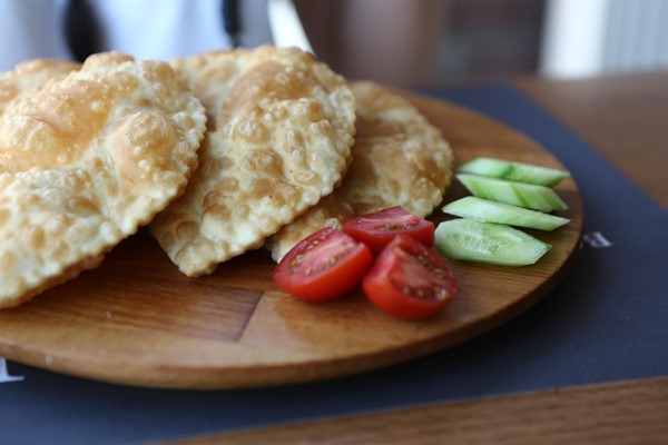 rich delicious turkish breakfast - Чебуреки с мясом