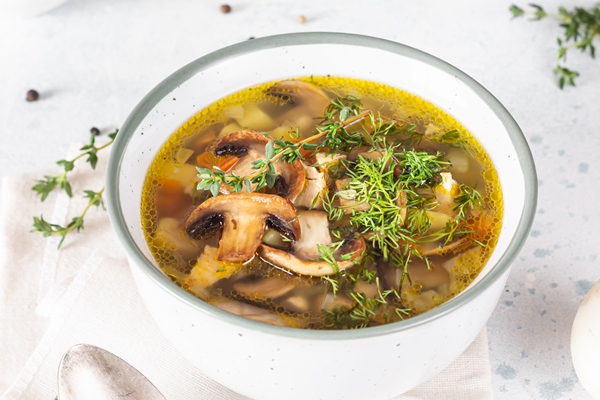 vegetarian mushroom soup with barley vegetables ceramic bowl - Щи постные северные