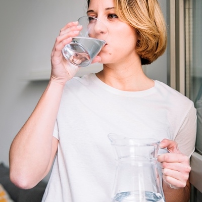 Сколько воды нужно выпивать в день