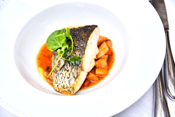 high angle view food plate - Припущенная рыба