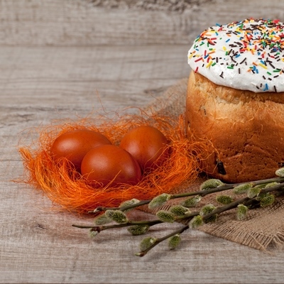 Яйца, крашенные чайной заваркой