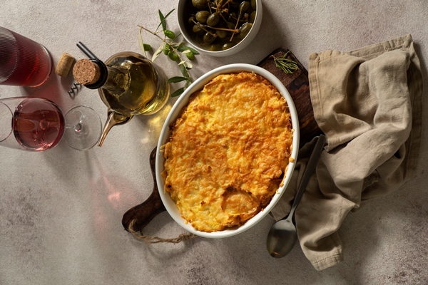 Запеканка с телятиной и почками portuguese traditional delicious empadao dish - Запеканка с телятиной и почками