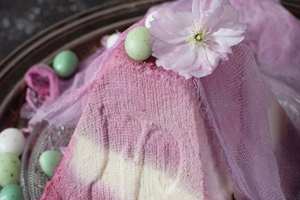 sweet curd orthodox easter background purple sakura traditional food - Пасха малиновая