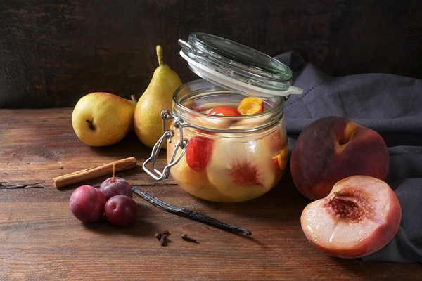 Вкусовые сочетания специй и пряностей с овощами и плодами blizaisii plan fruktov v banke na stole - Вкусовые сочетания специй и пряностей с овощами и плодами