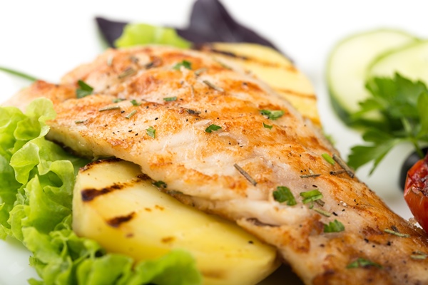 Камбала на мангале moreprodukty eda ryba rybnyi steik file uzin uzin - Камбала на мангале