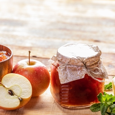 Яблочное варенье с крыжовником и имбирём