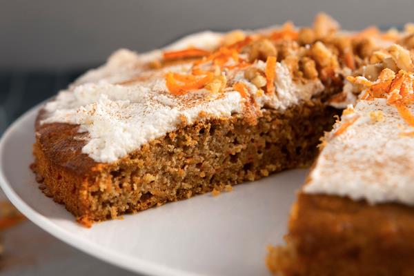 vkusnyi poleznyi desert s morkov u - Морковный манник