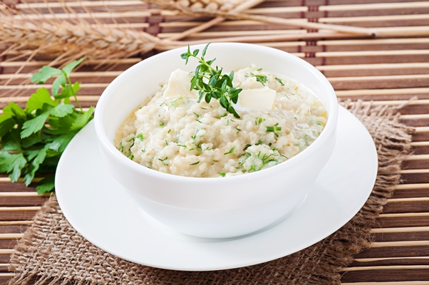 psenicnaa kasa s zelen u - Пшеничная каша с травами