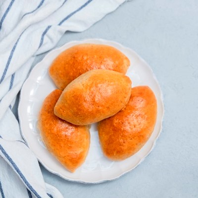 Пирожки из пресного теста с капустой