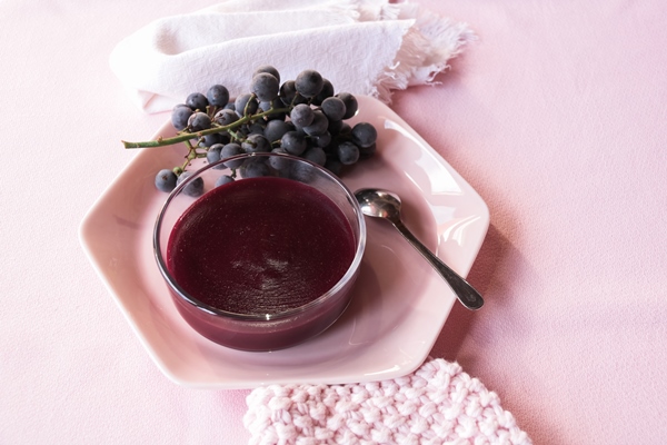 winter grape pudding table 1 - Виноградный зимний пудинг пеламуши