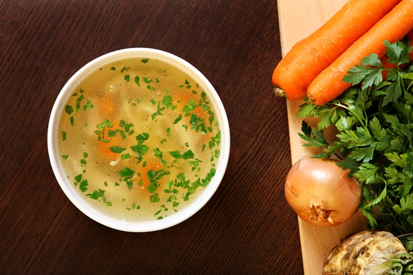 bowl traditional chicken soup served bowl wooden - Овощной отвар без масла
