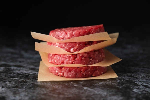 ingredient for cooking grilled meat ground meat - Фарш для бургеров по-домашнему