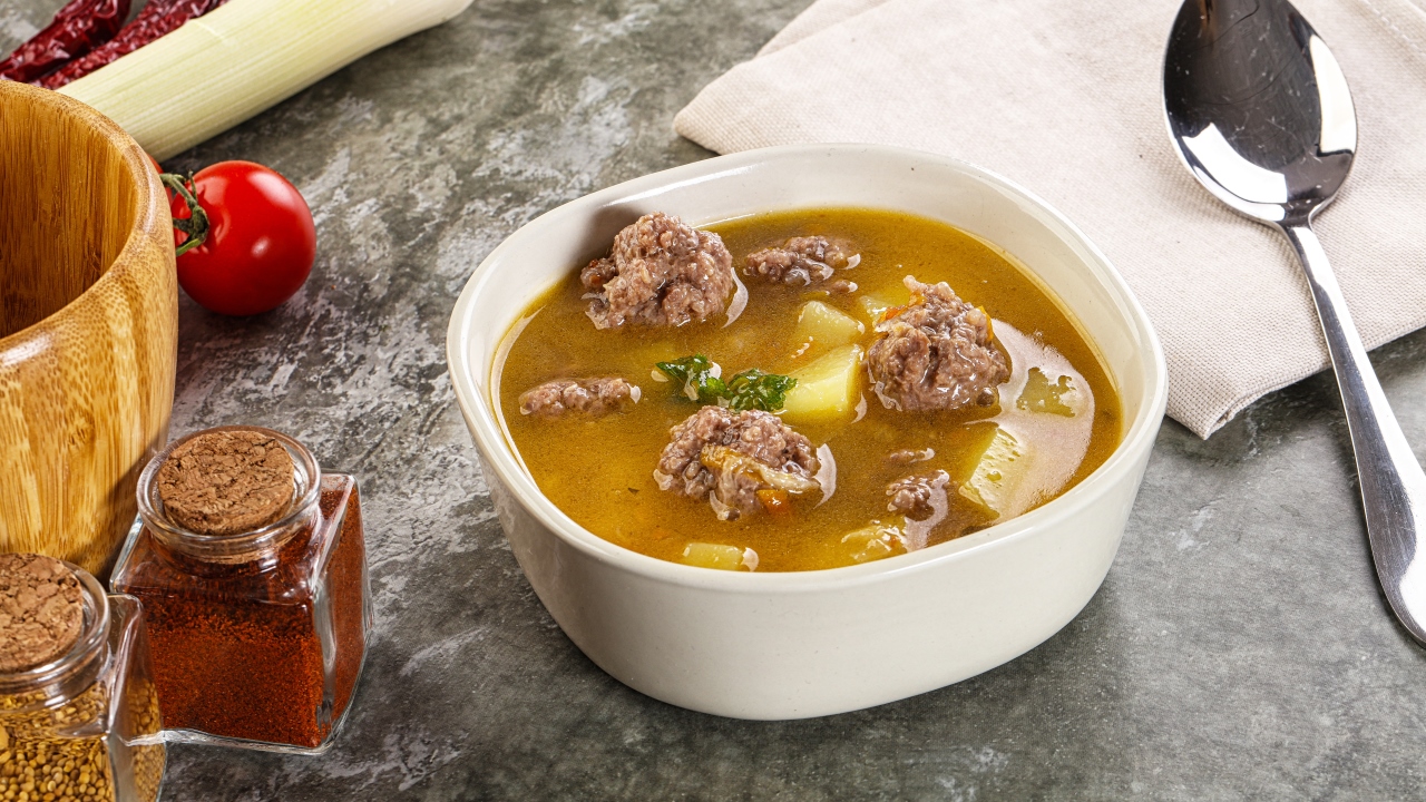 Овощной суп с мясом