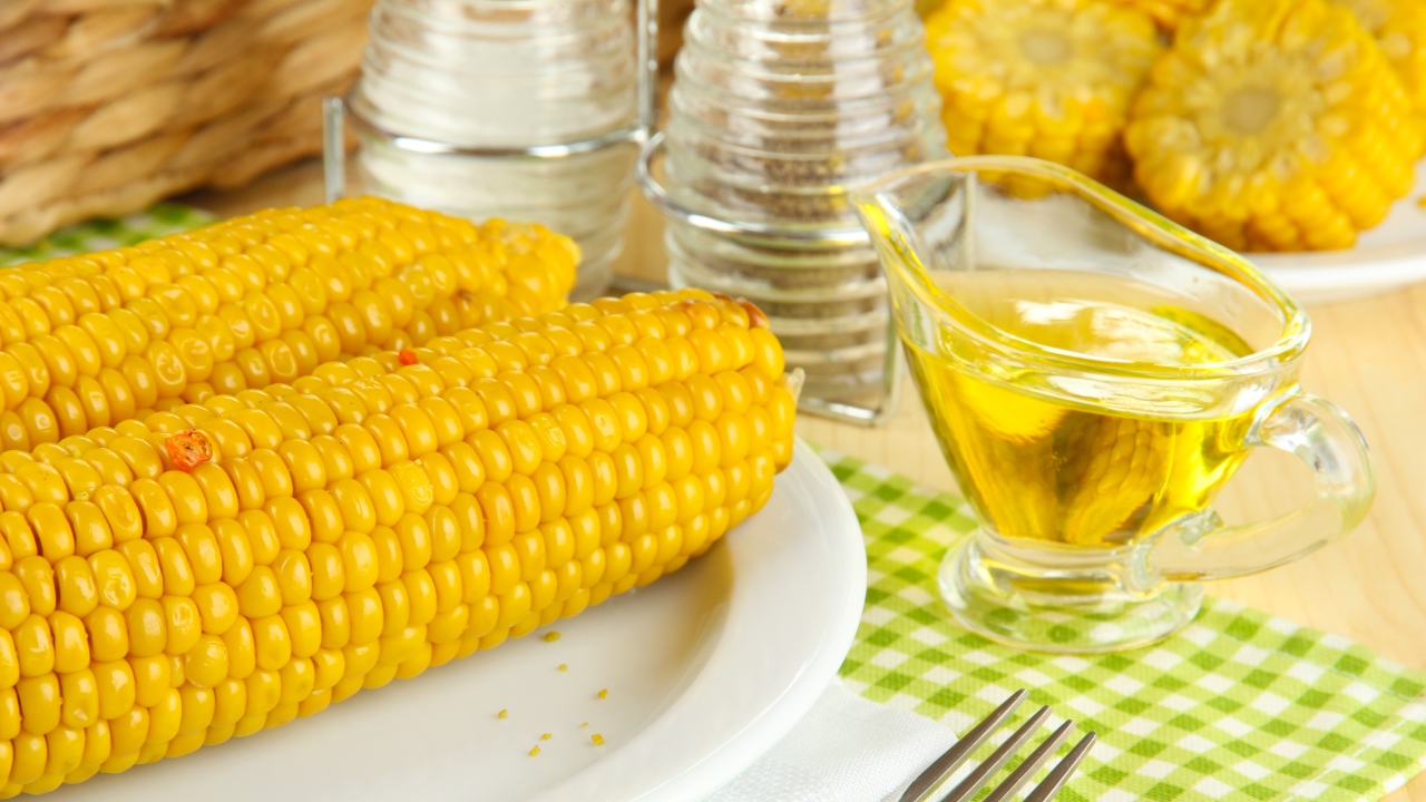 Кукуруза, запечённая в микроволновке