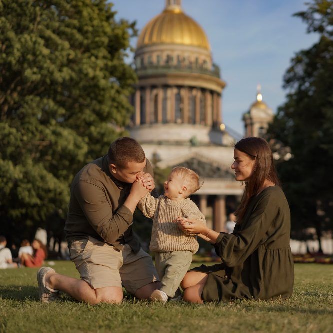 «Если мы не будем связывать семью и Церковь, мир упадет» <br><span class="bg_bpub_book_author">Психолог Ирина Рахимова</span>