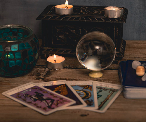 В Екатеринбурге гадалки оштрафованы за незаконное использование изображений православных святынь