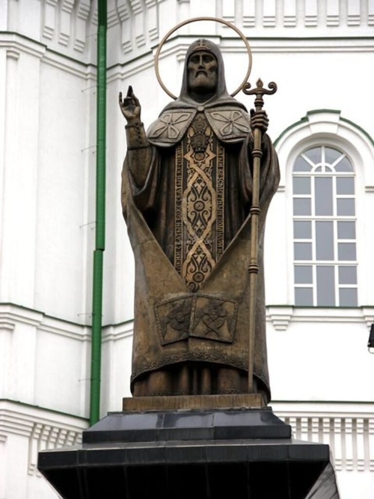 Памятники православным святым 22
